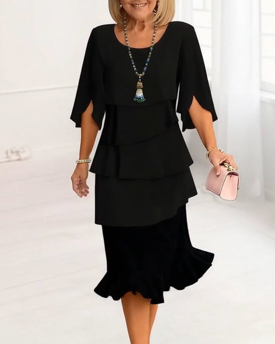 Kleid stylisch runder Ausschnitt etagen