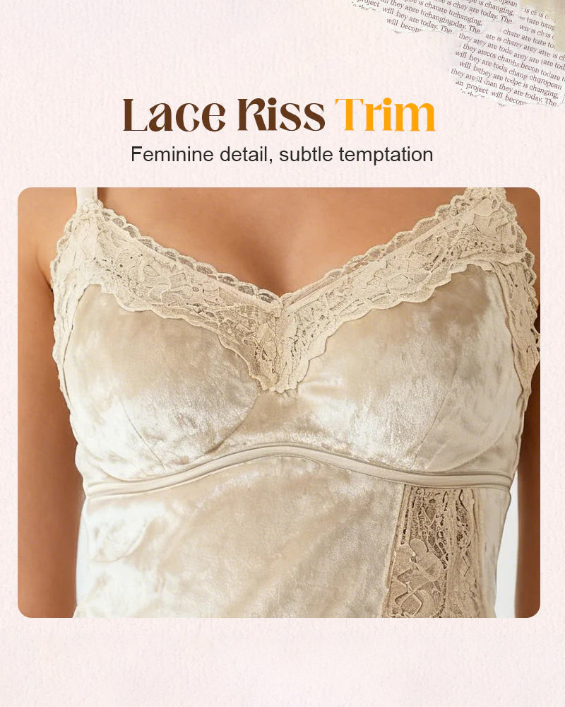 Ein Top mit Spitzeneinsätzen Camisole