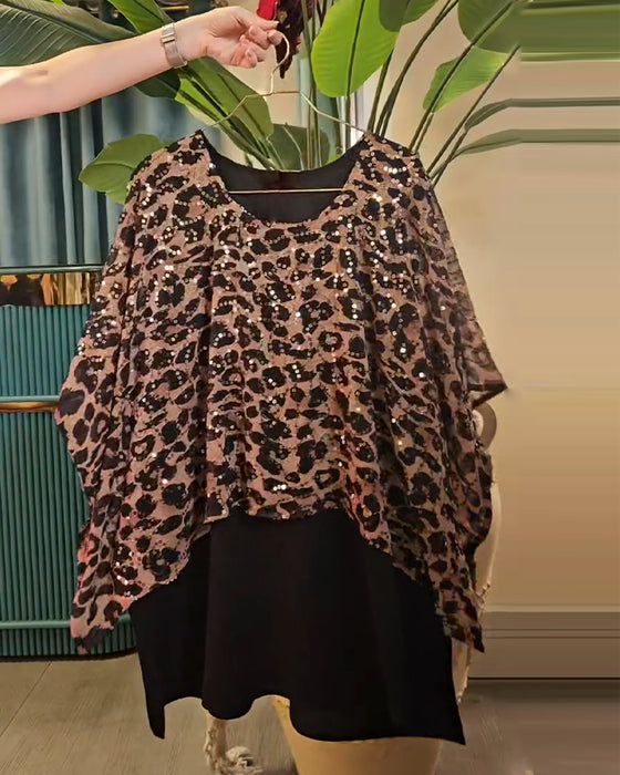T-Shirt Leopardenmuster mit Pailletten Fledermausärmel