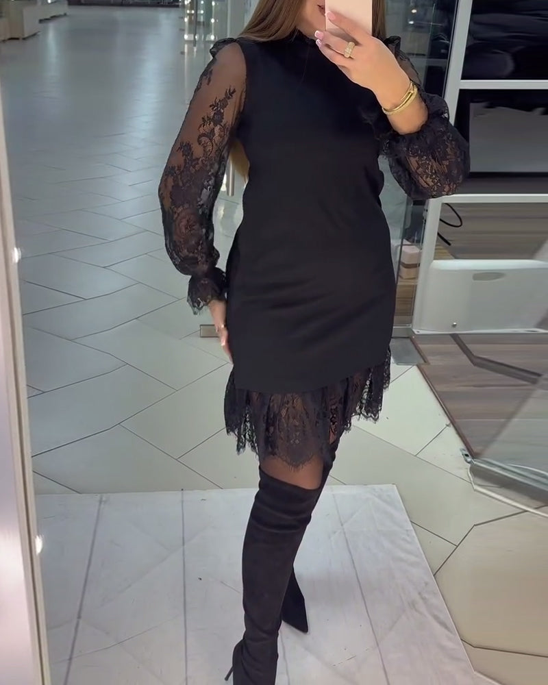 Spitzenbesetztes Patchwork Kleid