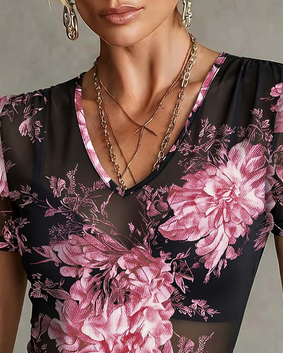 T-Shirt Mit V-Ausschnitt Und Blumenmuster Kurzarm