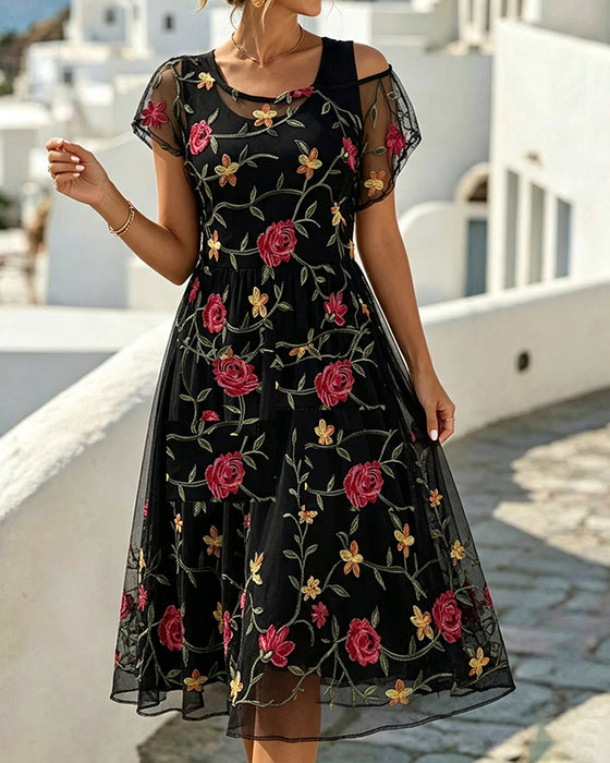 Kleid Blumenprint Rundhals Scheuer A-Linie