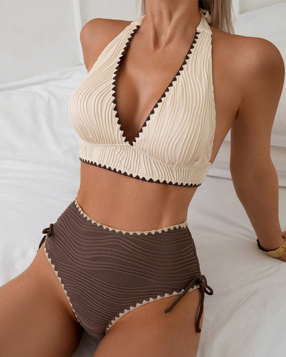 Bikini Zweiteiliges Set Mit Halterhals und Kontrastfarbe Design
