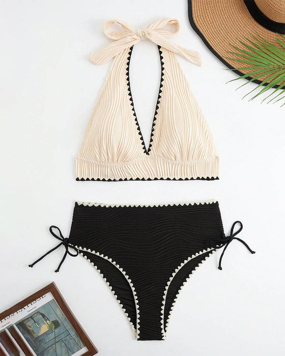Bikini Zweiteiliges Set Mit Halterhals und Kontrastfarbe Design