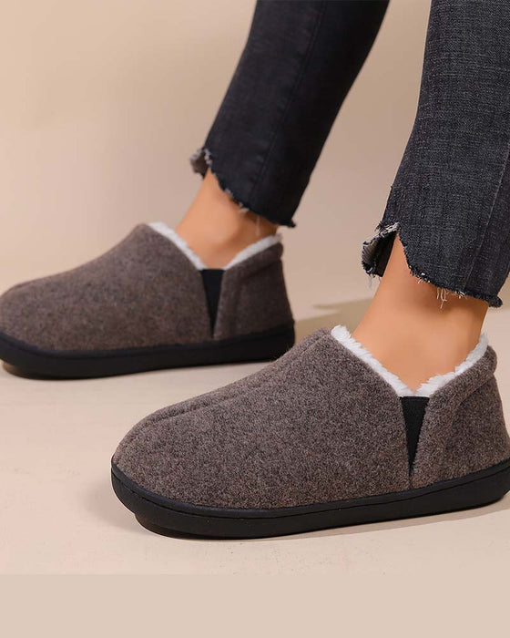 Plüschige, einfarbige All-Inclusive-Flachschuhe