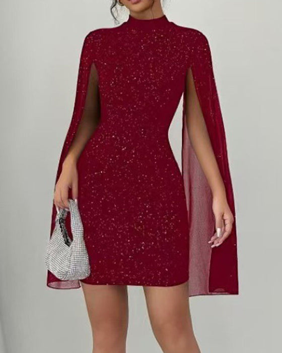 Elegantes Chiffon-Cape-Kleid Im Bodycon-Schnitt