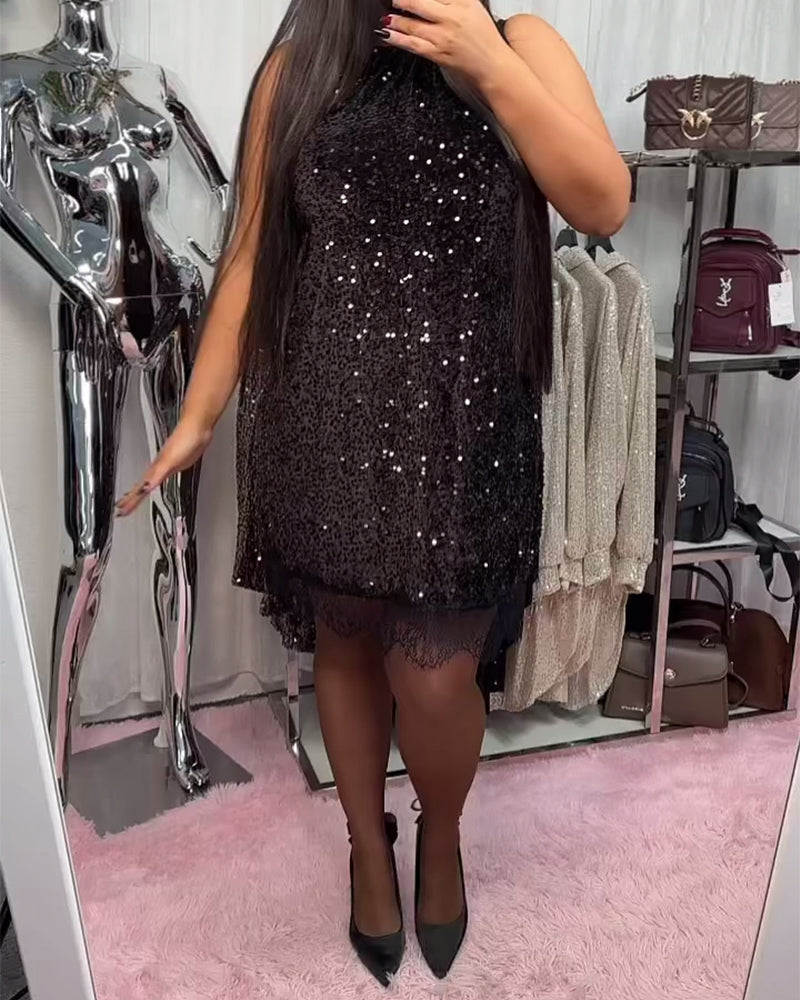 Unifarbenes Kleid mit Patchwork-Details