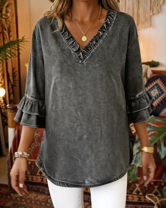 Rüschen-Bluse Mit Kurzen Ärmeln Und V-Ausschnitt Aus Denim