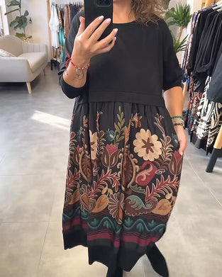 Kleid Blumig Rundhals Patchwork Ausgestellt