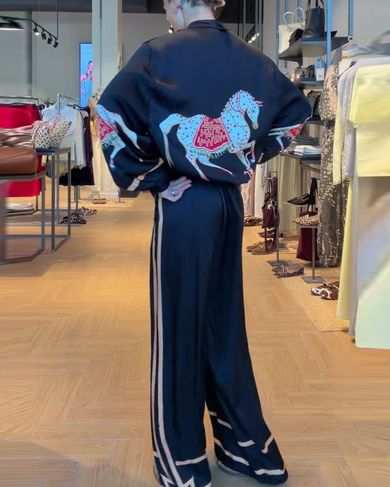 Set Kurze Jacke Und Lässige Hose