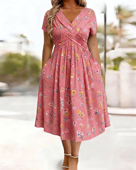 Kleid Blumig Twist Kurzer Ärmel