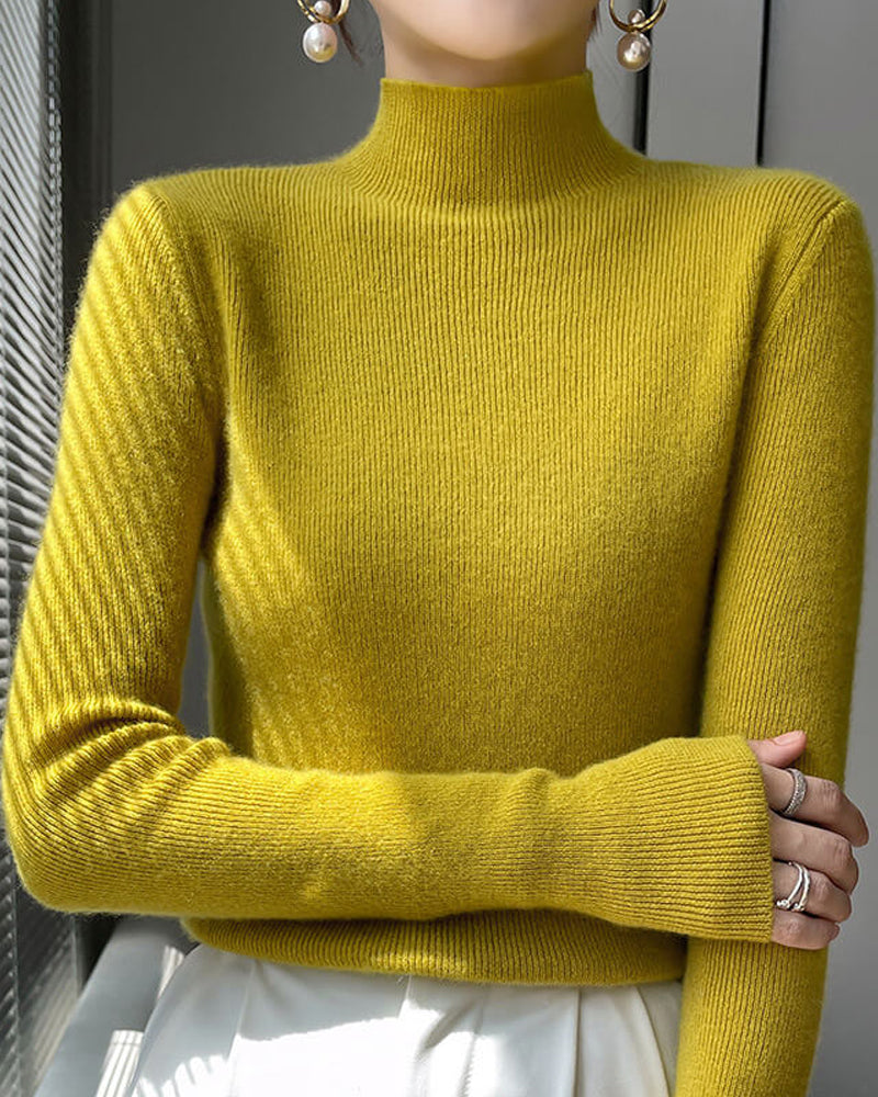 Gestrickter Pullover Mit Halbhohem Kragen