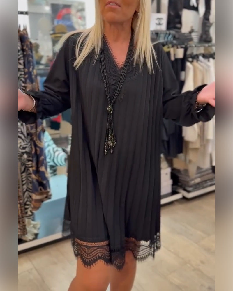 Kleid spitzenbesetzt plissiert locker