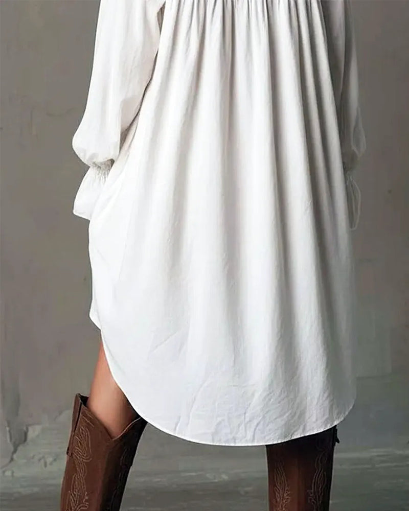 Kleid Mit Spitzeneinsätzen Und Puffärmeln