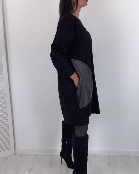 Elegantes kleid mit rundhalsausschnitt und einsätzen