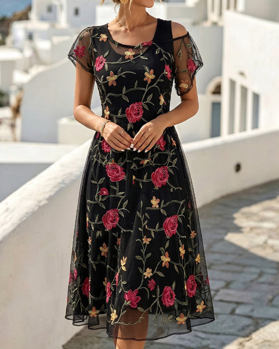 Kleid Blumenprint Rundhals Scheuer A-Linie