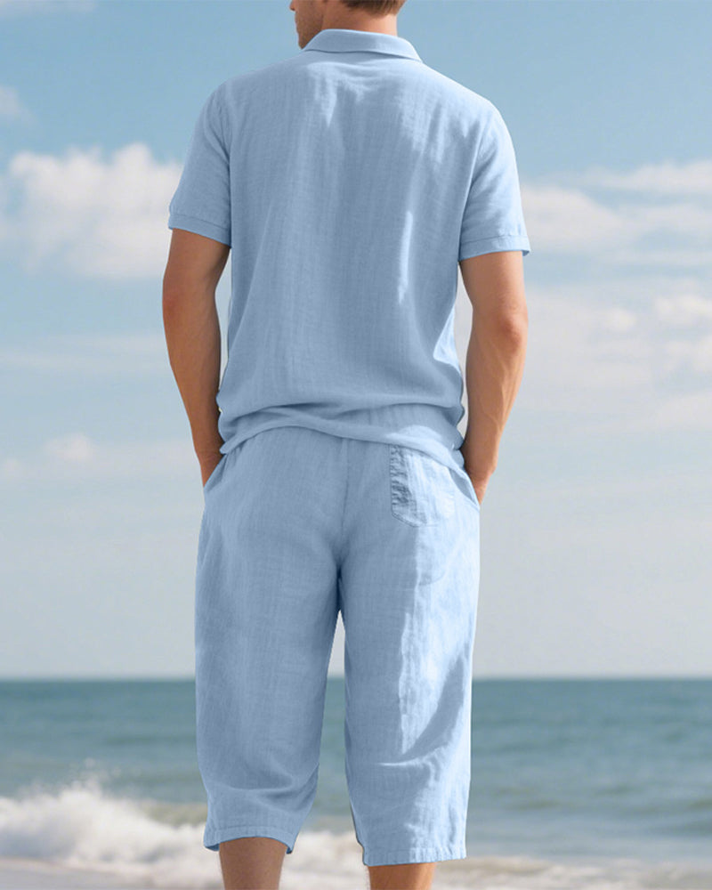 Lässiges Herren-Set Aus Poloshirt Und Verkürzten Hosen