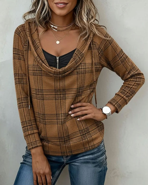 Top Karo Mock Layered Turtleneck Hoodie