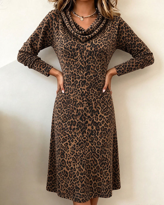 Kleid Slouchy Mock Neck Leopard Langarm