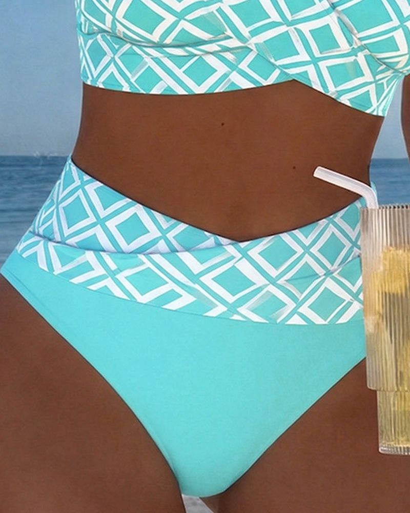 Zweiteiliger Bikini Mit Bh-Schnitt Und Diamantmuster