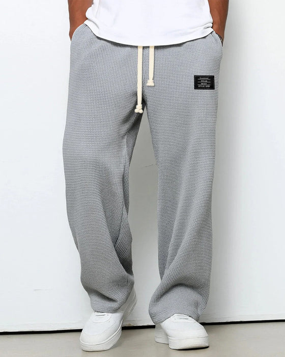 Bequeme weite Herrenhose mit verstellbarem Bund