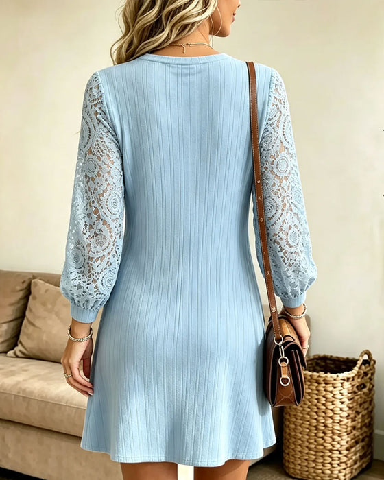 Kleid Spitze Langarm V-Ausschnitt A-Linie