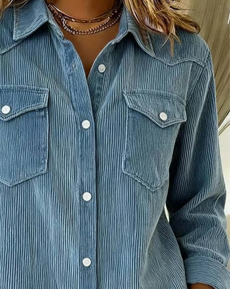 Langärmliges Hemd mit Revers und Knopfleiste