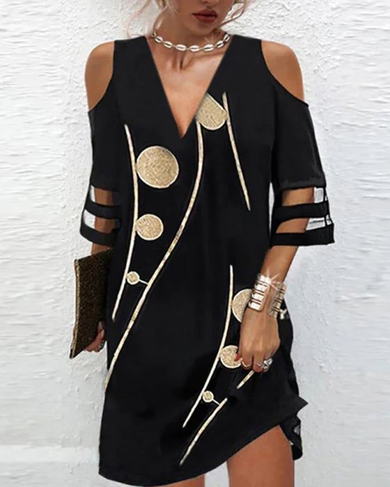 V-Ausschnitt-Off-Shoulder-Kleid Mit Spitzeneinsatz