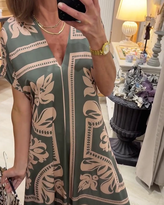 Kleid V-Ausschnitt Weiter Rock Kurzarm