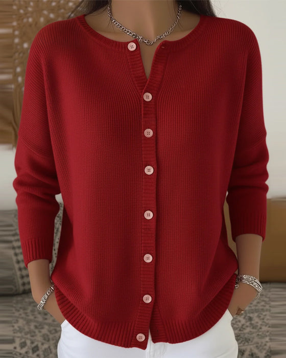 Temperamentvolle Und Modische Strickjacke