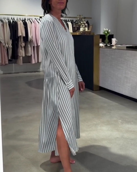 Kleid Gestreifter Seitenschlitz Maxi