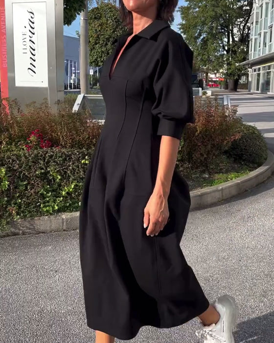 Einfarbiges freizeitkleid mit revers