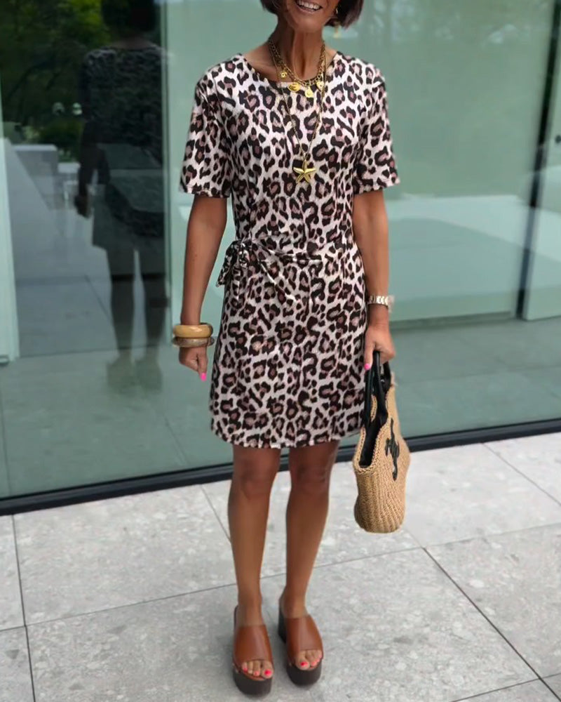 Kleid Rundhals Leopardenmuster Kurzarm