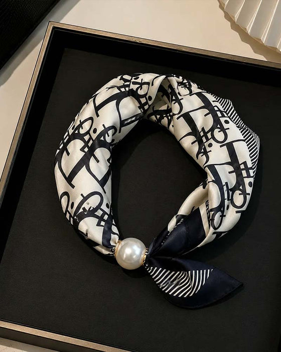 Müheloser Glamour: Perlenkettenschal 🧣