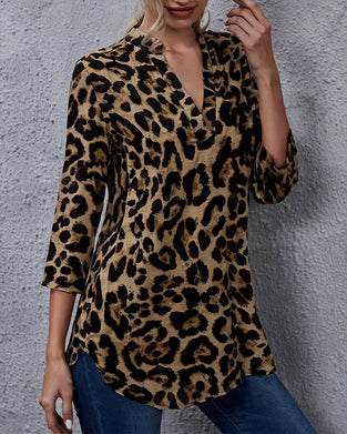 Top V-Ausschnitt Leopard Druck Asymmetrischer Dreiviertelarm