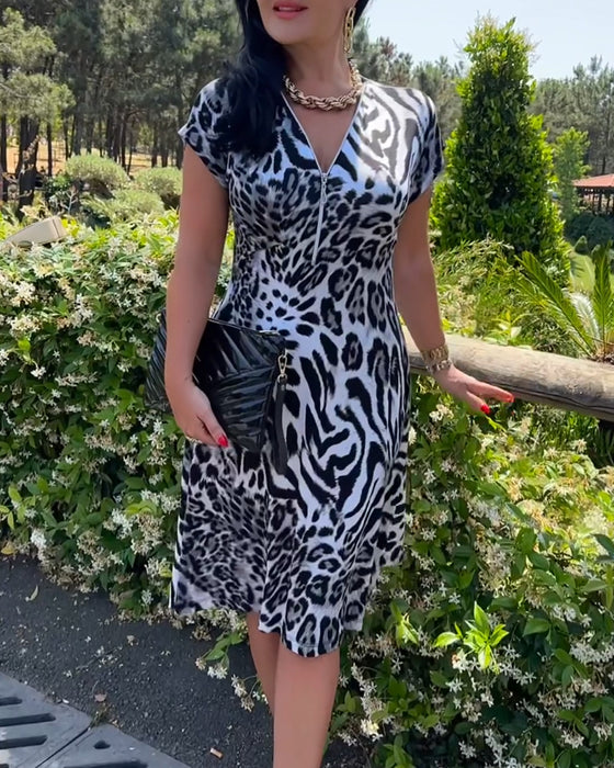 Kleid v-ausschnitt reißverschluss leopardmuster