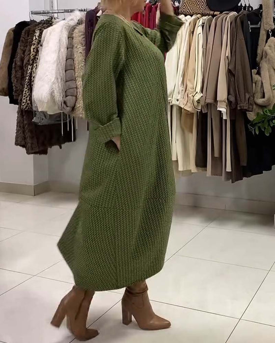 Kleid mit Rundhalsausschnitt in Übergröße und weiter Passform