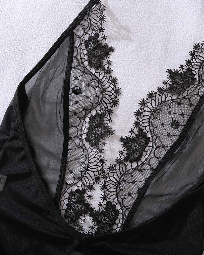 Durchsichtige rückenfreie One-Piece-Unterwäsche mit Ausschnitten