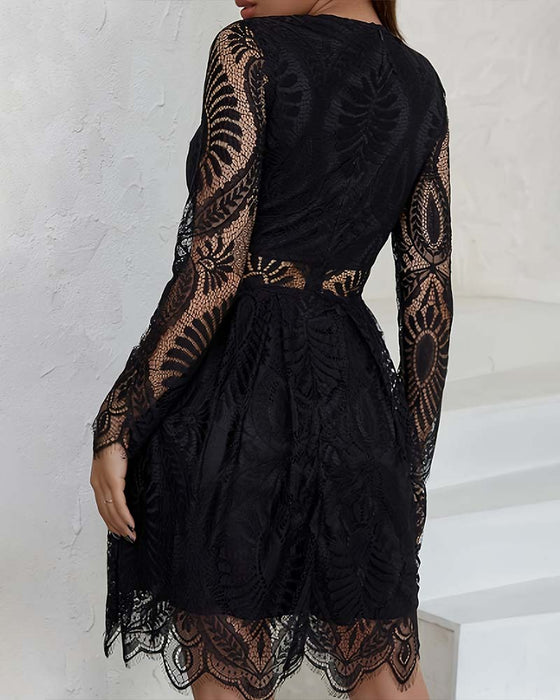 Kleid Rundhals Spitze Ausschnitt Taille