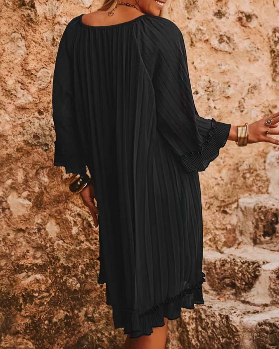 V-Ausschnitt Kleid Mit Rüschen Und Dreiviertelärmeln