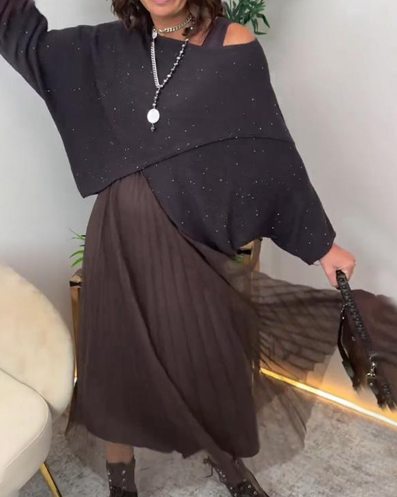 Set Mit Elegantem Stil, Asymmetrischem Pullover Und Spitzenrock