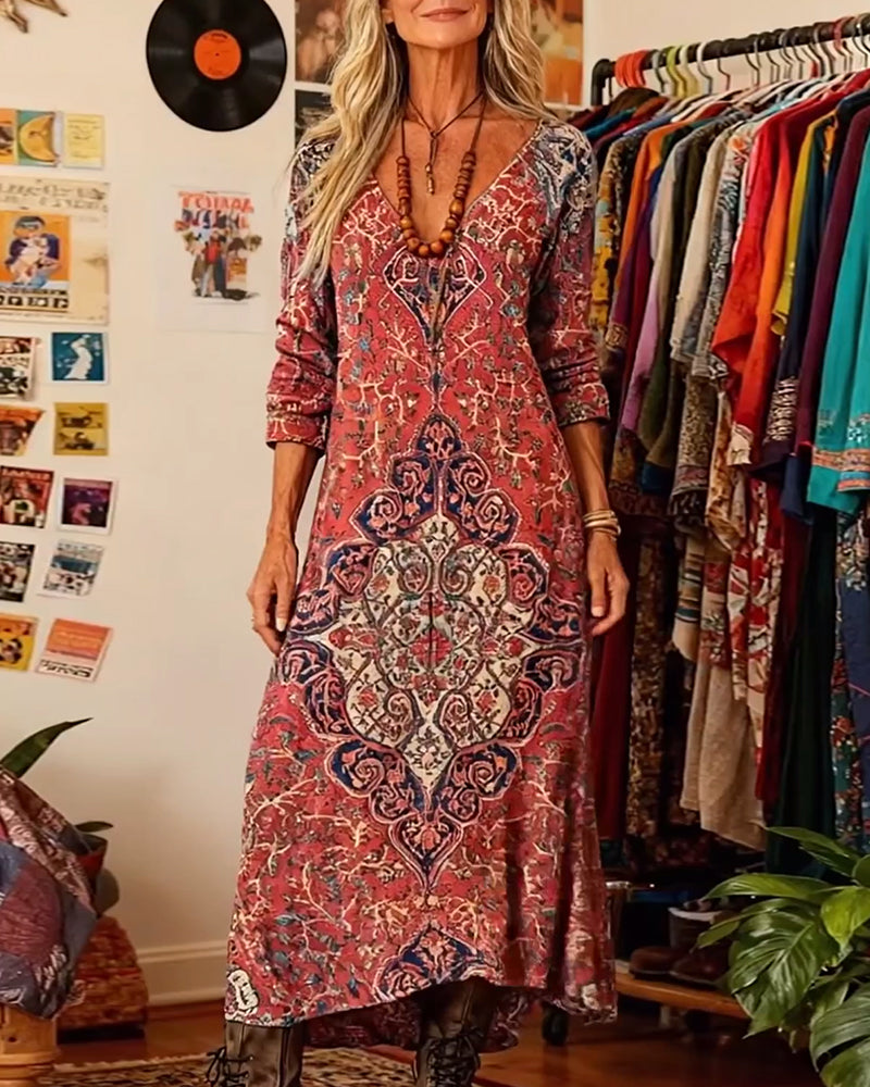 Lässiges Kleid im Boho-Stil mit V-Ausschnitt