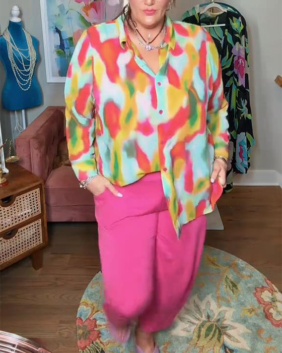 Bluse Mit Locker, Lebendig Und Aufmerksamkeitserregend Merkmalen