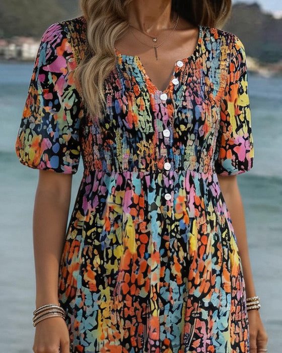 Kleid Mit V-Ausschnitt Und Kurzen Ärmeln
