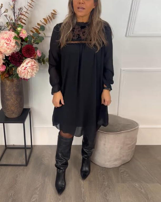 Kleid Mit Spitzenausschnitt Detail, Puffärmel-Design Und Eleganter Aura