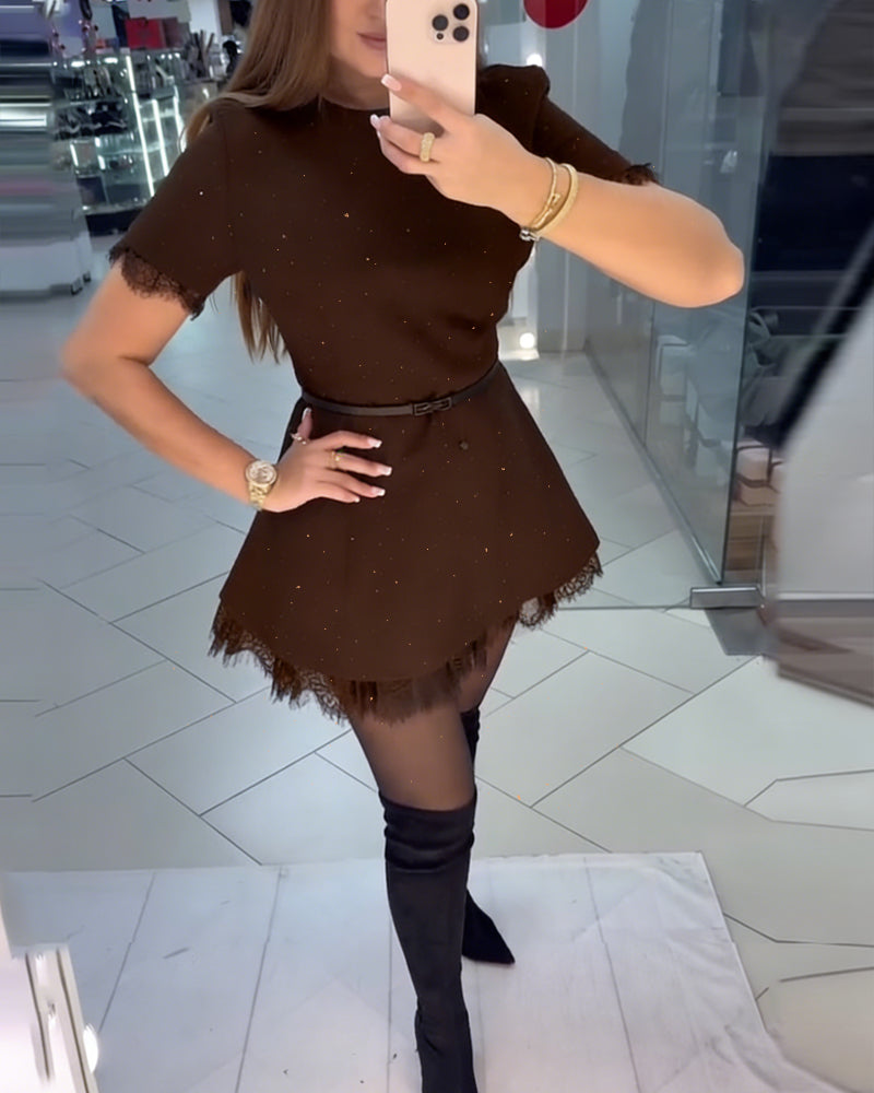 Funkelndes Spitzenkleid mit kurzen Ärmeln und A-Linie