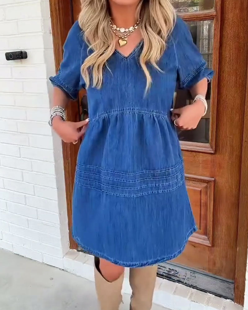 Kleid V-Ausschnitt Mittel Ärmel Plissiert Denim Babydoll