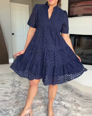 Kleid Stehkragen Ausschnitt A-Linie