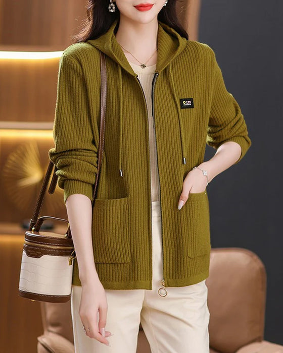 Jacke Mit Kapuze Und Reißverschluss