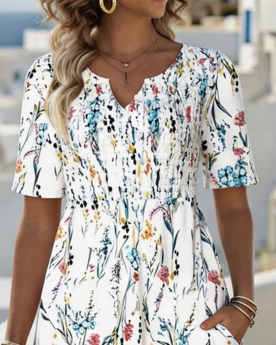 Kleid V Ausschnitt Weißer Hintergrund Aquarell Floral Print